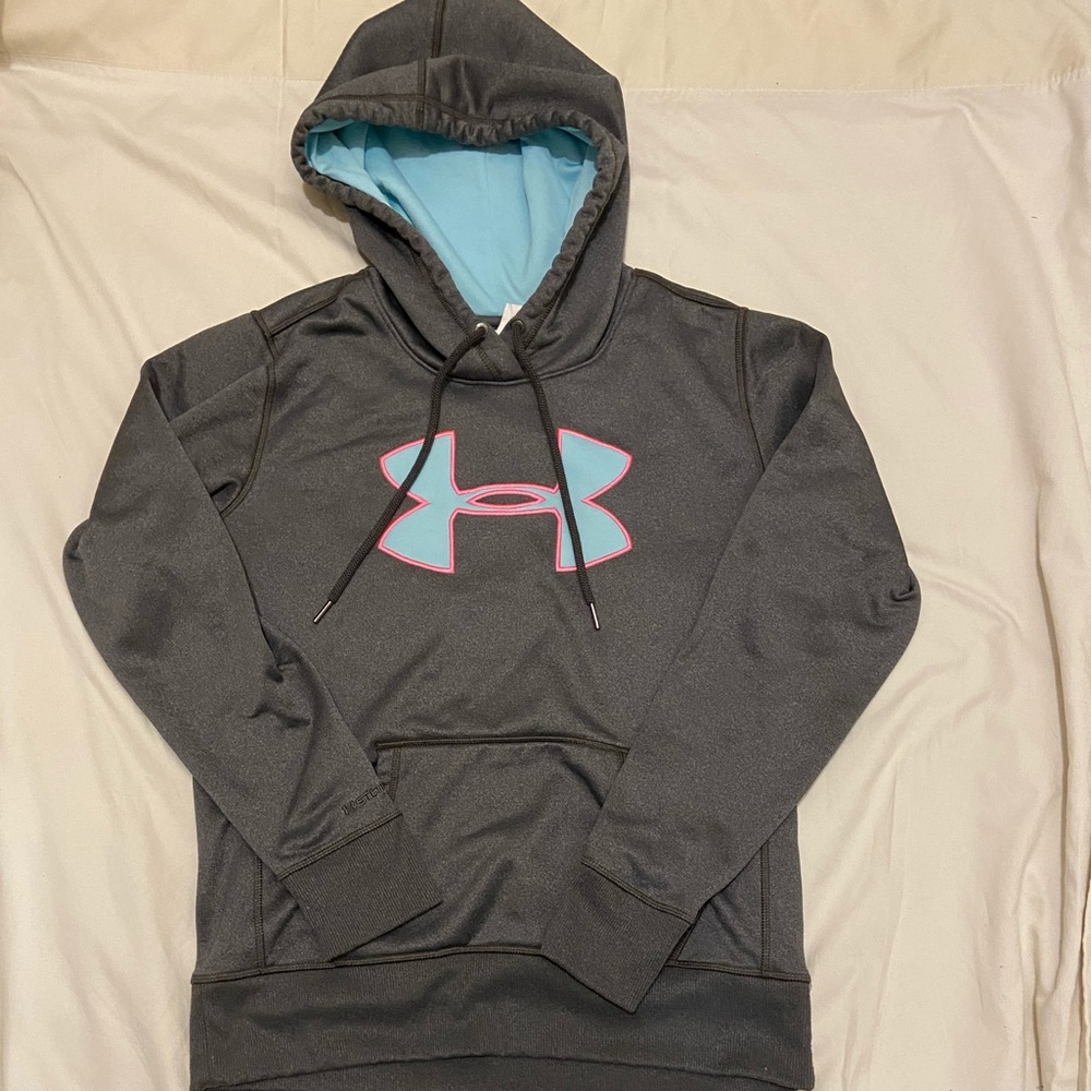 Under Armour sweatshirt